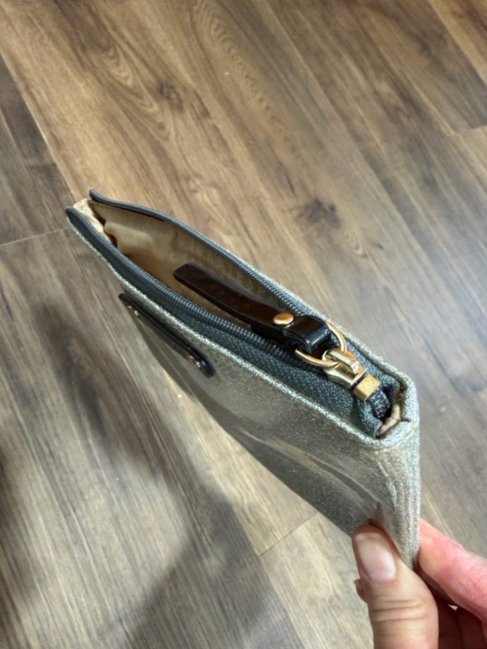kate spade metallic silver glitter wristlet clutch - Picture 5 of 5